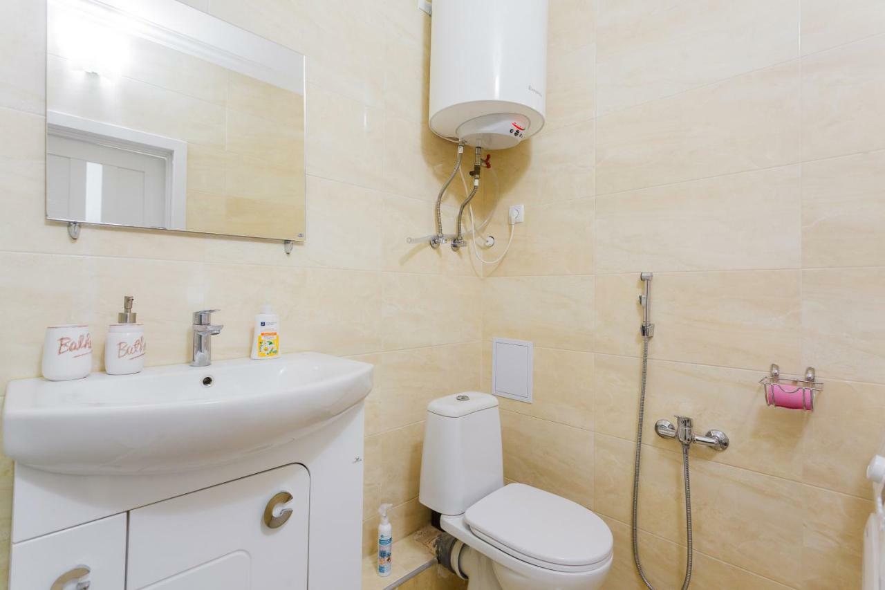 Business Class Apartment At Lomonosova Kiev Exterior foto